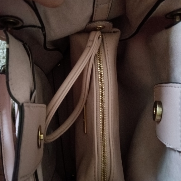 Steven Madden Handbag Set - Picture 9 of 9